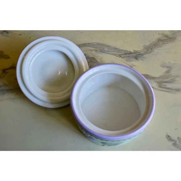 Vintage Favorite Things Lidded Dragonfly Floral Dish - Picture 4 of 5